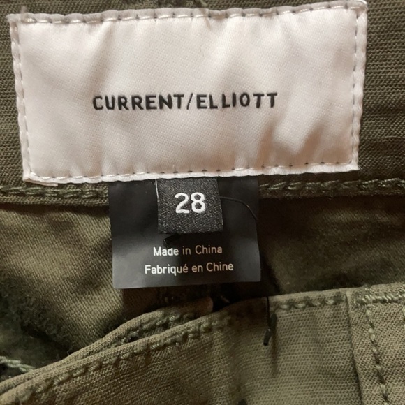 CURRENT/ELLIOTT The Easy Stiletto With Rolled Hem in Rural Green Polka D… - Picture 9 of 10